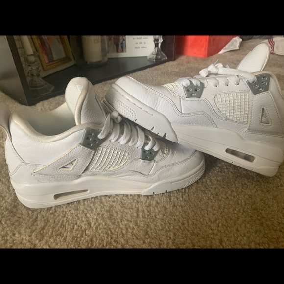 Retro Jordan 4 Silver Anniversary SIZE 6Y - Picture 3 of 5